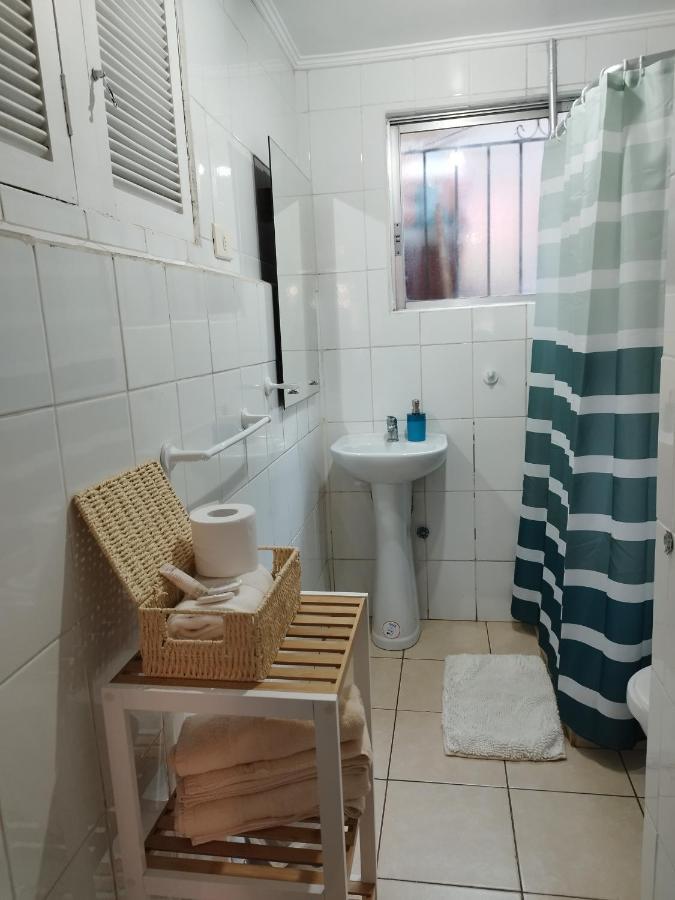 Hostal Casa Lhotse Виня дел Мар Екстериор снимка